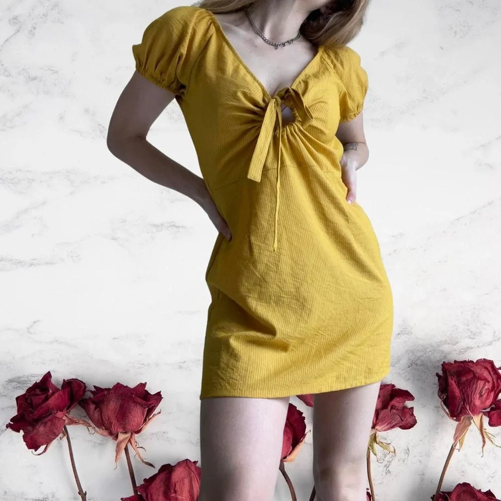 DAZIE sunny mustard yellow dress, size 12 - Picture 2 of 4